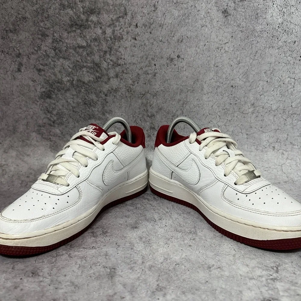 Nike Air Force 1 Low 07 LV8 Kids 6.5Y White Team Red HF0952-100 Sneakers Leather
